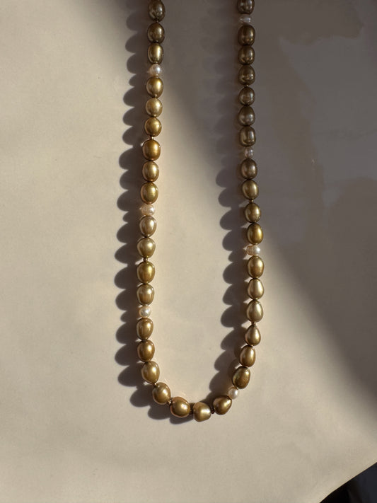XXIvy Pearl Necklace